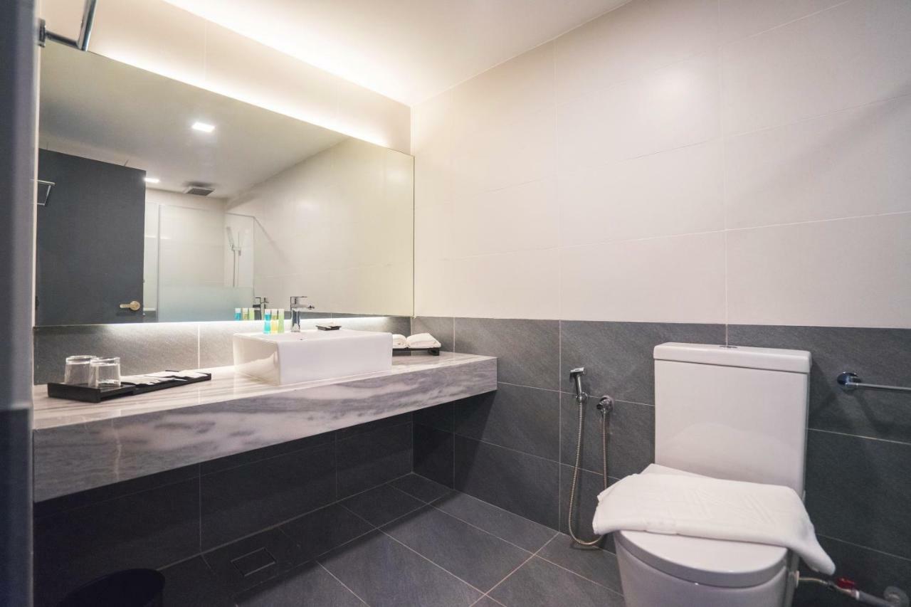 Z Hotel Johor Bahru Exterior foto