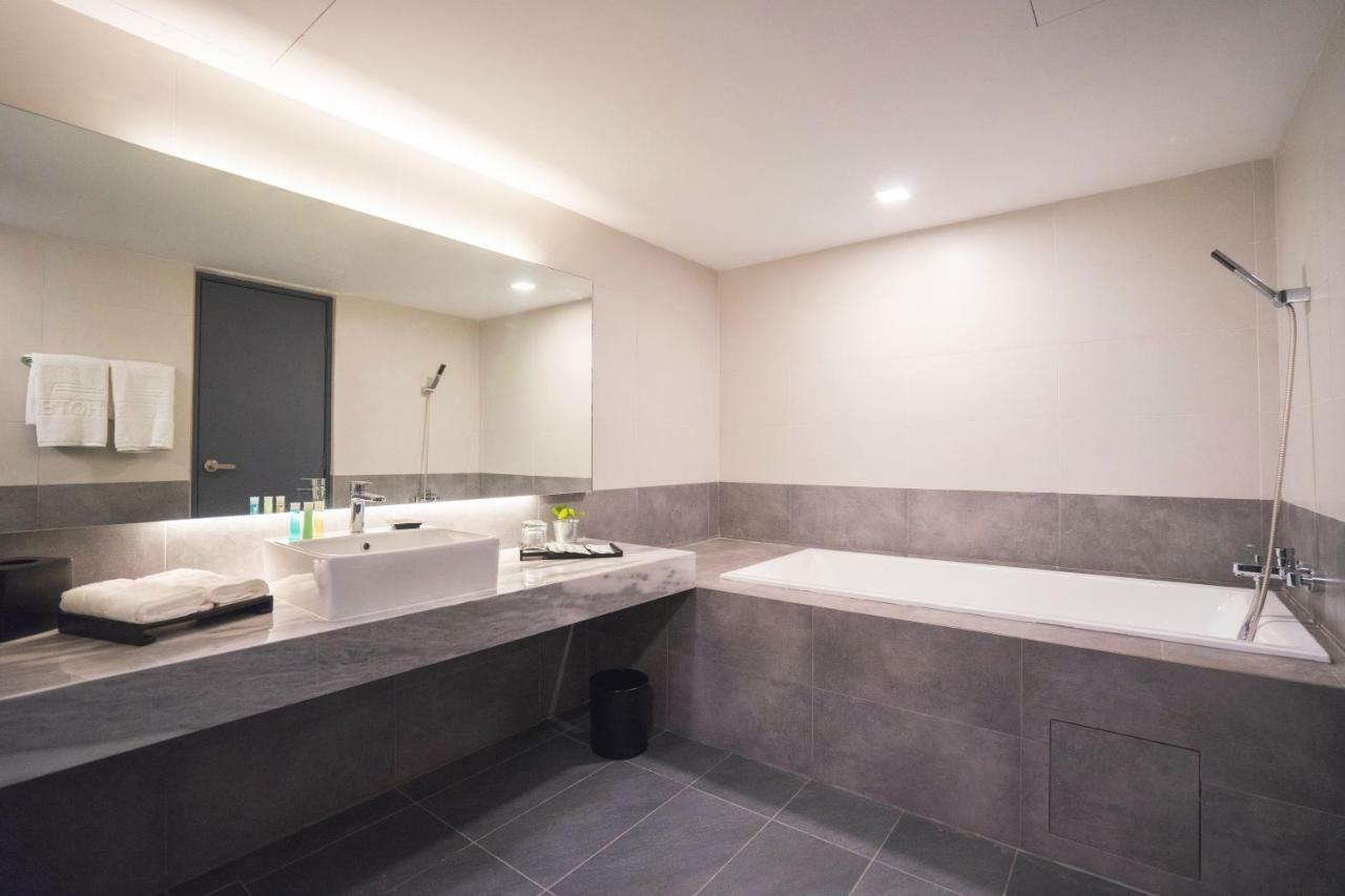 Z Hotel Johor Bahru Exterior foto